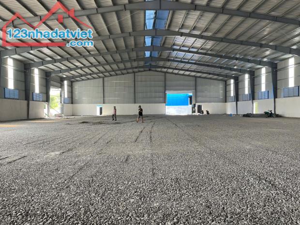 Cho Thuê 10.000m2 Xưởng Mới 100% Ngoài KCN Tân Uyên Bình Dương - 1