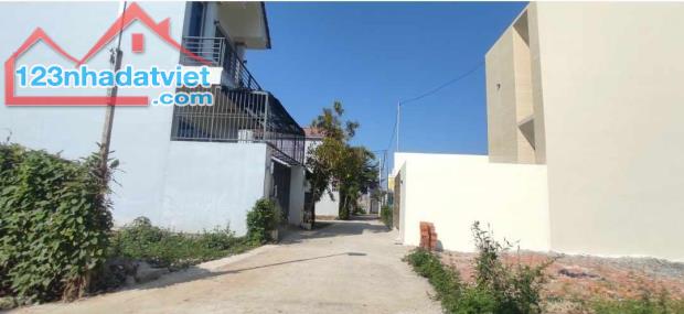 BÁN ĐẤT. NGUYỄN CHÍCH - VĨNH HÒA - DT 100M2 - Đường 7M. Gần biển - Chỉ 1 tỷ 250tr.