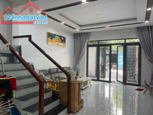 Bán Nhà 3 Tầng,Gần BV Lê Văn Thịnh,Quận 2, 65m2 (6 x 11 ),Hẻm xe hơi thông, Mới đẹp Ở Ngay - 5