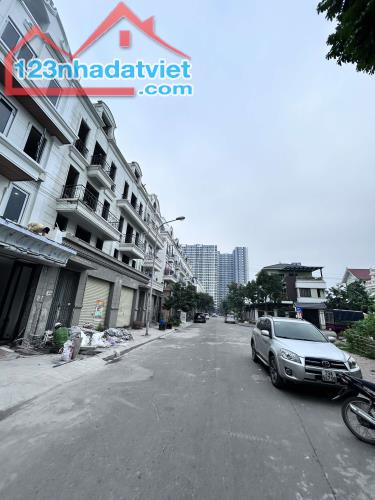 Bán đất Trâu Quỳ -140m2 Mtien 7m khu đấu giá 31ha, vài bước ra hồ 9ha, tặng nhà.0982852808 - 3