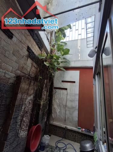 TÔ NGỌC VÂN - MẶT TIỀN ĐƯỜNG - 95M2 - NGANG 5.4M - 3 TẦNG BTCT -  7.7 TỶ. - 2