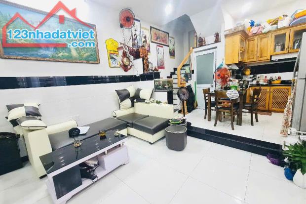 Bán nhà Nguyễn Đình Chính Phú Nhuận, ngang 7m x 5m 4 Tầng gần mặt tiền - Giá 7.9 tỷ TL - 1