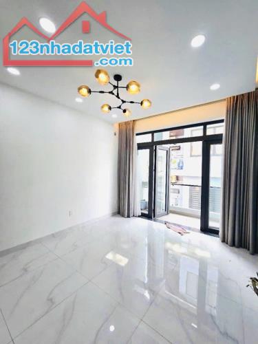 Bán nhà quận 10, đường Hồ Thị Kỷ, 52m2, 4 tầng, 11.5 tỷ - 1