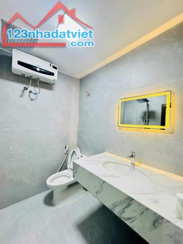 Bán Nhà Bùi Xương Trach 70m 5T MT6m 21.5 tỷ Kinh Doanh Ô Tô Lô Góc Mặt Hồ - 3
