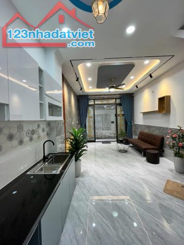 NHÀ 1/ HOA BẰNG, 32M2, 2 TẦNG 3PN, GIÁ 3.X TỶ - 1