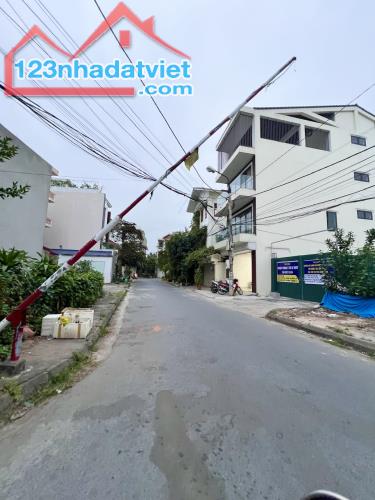 -Đất Chapi An Đồng, An Dương 97m2 đường 10m giá chỉ 3,x tỷ CÓ BÌA -	Vị trí khu này thì quá