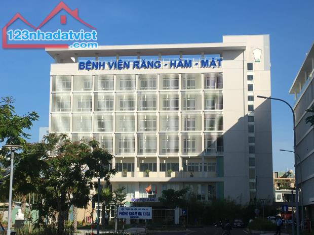 Nhà đẹp cạnh Viện Răng Hàm Mặt TP nhỉnh 3.2 tỷ