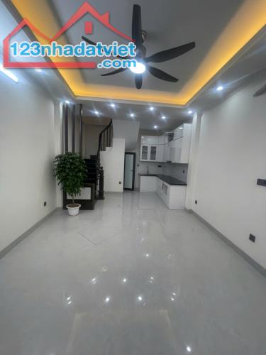 BÁN NHÀ ĐẸP , SIÊU PHẨM ĐƯỜNG YÊN HÒA, 7,99 TỶ VND, 30 M2, HÀ NỘI HÀNG CỰC HIẾM ĐỂ CÓ 1 - 1