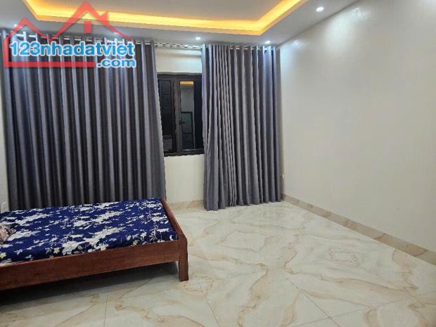 Ô tô tránh thang máy 45m 5 tầng chỉ 5.5 tỷ cầu Hữu Hòa Đại Thanh Cầu Bươu - 4