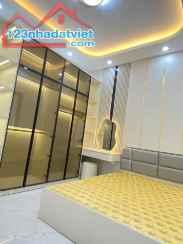 Bán Nhà  Kim Giang ngõ thông, ô tô đỗ cổng, vị trí đỉnh 32m2 nhỉnh 6.9 tỷ - 3