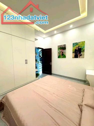 Bán gấp nhà 90m2 Đường số 17 Tân Thông Hội giá 1ty9 sổ riêng - 3