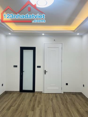 BÁN NHÀ NGÕ 79 CẦU GIẤY-GẦN Ô TÔ, HỒ ĐIỀU HÒA- AN SINH ĐỈNH 35M2-5T-3PNGIÁ 6TỶ899TR - 1