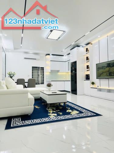 LÔ GÓC ĐỈNH TÂY MỖ 42M2X4T, MẶT TIỀN 5M, NGÕ THÔNG Ô TÔ QUA, GIÁ ĐỈNH CHỈ 6.4 TỶ TL - 1