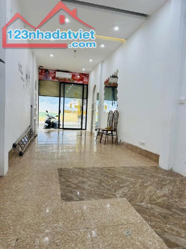 Siêu rẻ - Bán nhà mặt phố - Kinh Doanh - Sầm uất - Thoáng Trước sau, 10 tỷ, 42m2 - 2