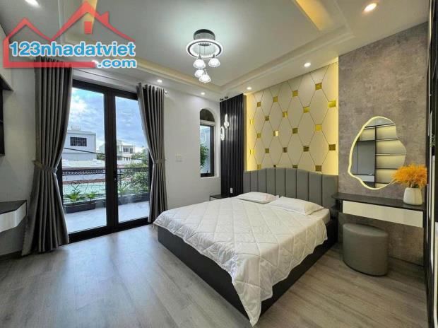 Bán Nhà 5 tầng full thổ cư Hạ Đình, Thanh Xuân
DT 61m2, với 6 ngủ. giá 10 tỷ có thương - 2