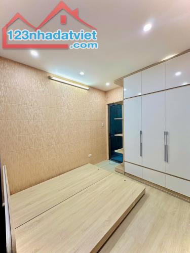 Bán Nhà Trần Khát Chân 20M x 5T Giá 3,75 Tỷ. Full nội thất, 50m ra phố - 3