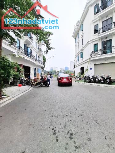 SIÊU PHẨM -ĐÓN TẾT -5 TẦNG 73M² -RẺ NHẤT KHU ĐÔ THỊ LK LUXURY -HÀ ĐÔNG -HÀ NỘI.