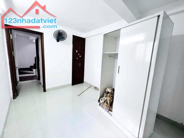 🏠 p/lô Đường láng 2 mặt thoáng 1 bước ra ô tô tránh VÍP DT22m-5t-MT3m giá chỉ 5xx tỷ - 4