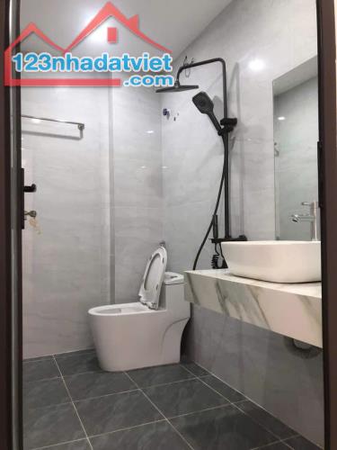 Bán nhà Thanh Xuân ngõ thông ô tô Kinh doanh 37 m2 giá 6.55 tỷ - 4