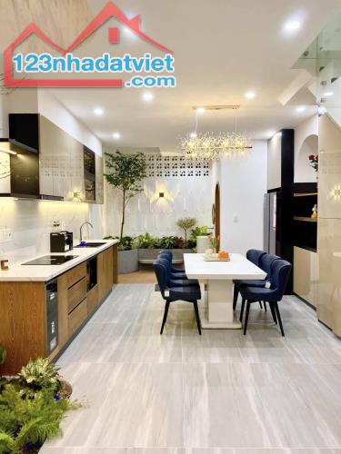 ***Bán nhà phường 12 Tân Bình, đường Trần Mai Ninh (4,6*16) 5 tầng đẹp - 1