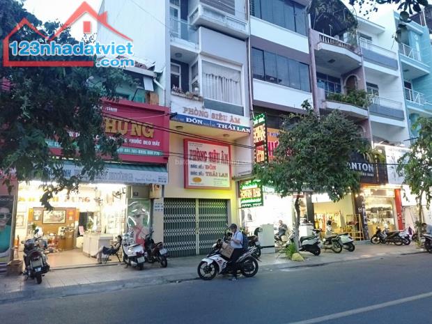 Cho thuê mặt bằng mặt tiền Nguyễn Thái Bình, phường 4, Tân Bình, DT 7m x 8m, 13 triệu - 1