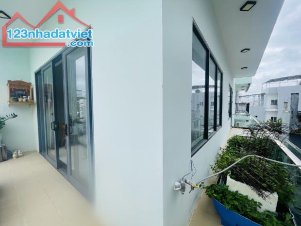 ♣ Mặt Tiền Nguyễn Tri Phương, đường 10.5 trung tâm, 230m2, 3 tầng như mới, Vị Trí Kinh - 1