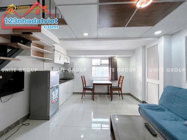 DUPLEX VIEW KÍNH SIÊU XINH NGAY QUẬN 7