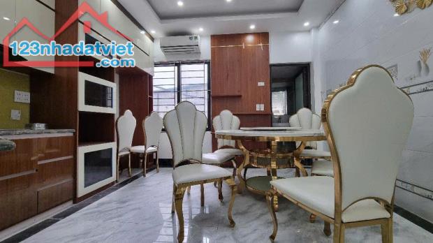 CẦN BÁN GẤP CĂN BIỆT THỰ NGUYỄN KHUYẾN HÀ ĐÔNG, MẶT PHỐ , DT: 120M2, GIÁ BÁN 25,9 TỶ - 2