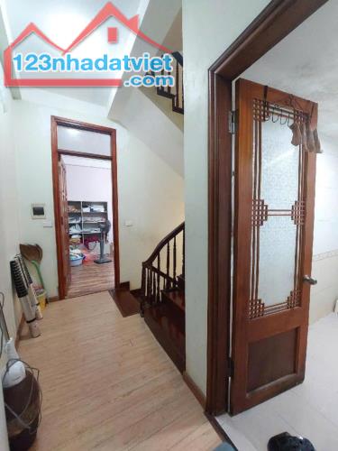 Bán nhà Phố Bạch Mai,50m2,Ô TÔ ĐỖ CỔNG,FULL NỘI THẤT LONG LANH ,MUA VỀ Ở LUÔN.7.x TỶ  Nhà - 2