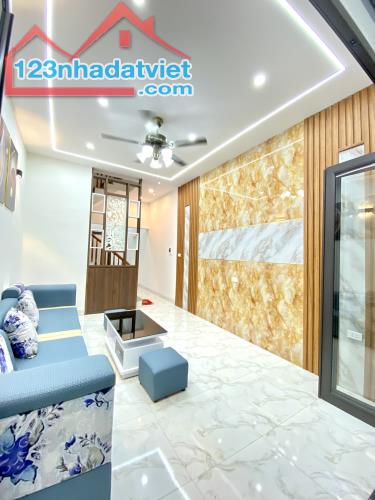 Bán nhà phố Đồng Nhân (Cạnh Hồ Hương Viên), 42m2x6T mới tinh, 6 phòng ngủ giá 10.5 tỷ - 1