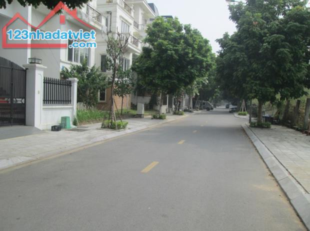 Tôi bán biệt thự KĐT Lideco view công viên gần hồ điều hòa 150m2 chỉ 19.9 tỷ. 0989.62.6116 - 1