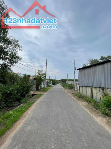 Bán đất 200m2, Giá F0 Ngay Ủy Ban Xã Thạnh Phú Vĩnh Cửu view đẹp! - 2