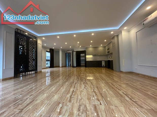 Bán nhà 2 mặt phố Nguyên Hồng-Lô góc 100M2-9.5M mặt tiền-Ôtô tránh-8 tầng thang máy-60 Tỷ - 2