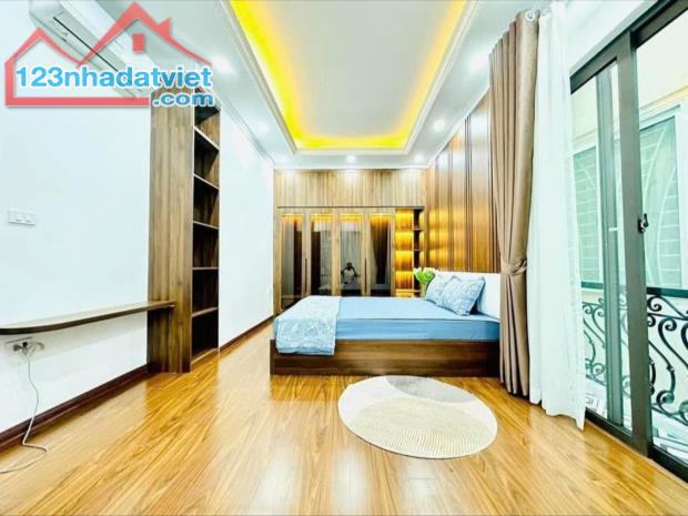 🏠 NHÀ Ô CÁCH, ĐỨC GIANG, LONG BIÊN - 40M² - GIÁ SỐC CHỈ 4.68 🧄💥 - 3