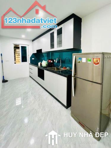 BÁN NHÀ TT THANH NHÀN - HAI BÀ TRƯNG - DIỆN TÍCH 120M2 - GIÁ 4.68 TỶ - LÔ GÓC 3 MẶT THOÁNG - 4