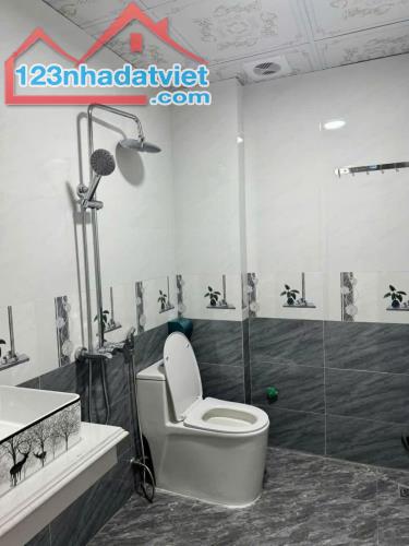 Bán nhà Đại Thành giáp Đông La, gần Yên Nghĩa DT 65m2, 4T, ô tô đỗ cửa, nhỉnh 4 tỷ - 5