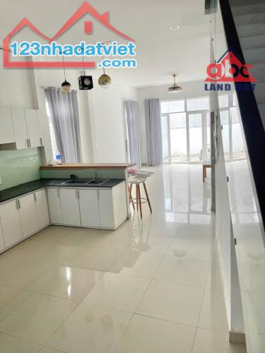 BÁN NHÀ 1T1L P.THỐNG NHẤT NGAY VĂN HOA VILA 81M2 CHỈ 3,6 TỶ - 3