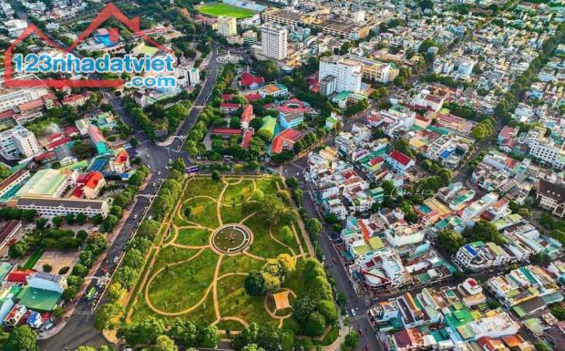 💥 Mặt tiền Nguyễn Thị Minh Khai 9,7x20m trung tâm phố cũ - 💵 12 Tỷ