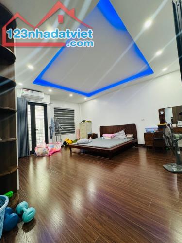 Nhà đẹp dân xây Lạc Long Quân oto - ô chờ thang máy 89m 6 tầng mặt tiền 5.05m nhỉnh 17 tỷ - 1