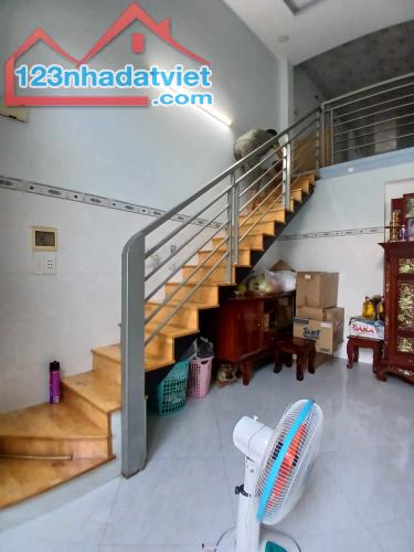 Nhà 2 tầng, 100m2, hẻm xe hơi, Trung Đông, Thới Tam Thôn - 2