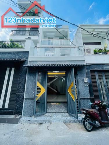 liên khu 2-10, mặt tiền kh doanh 52m2, 3 tầng, 4 phòng, giá thương lượng