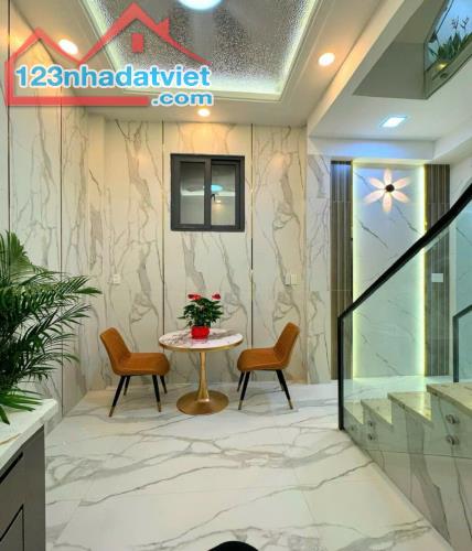 Bán nhà Lý Thường Kiệt 3 tầng 50M2 nhỉnh 5.5 tỷ TL - 5