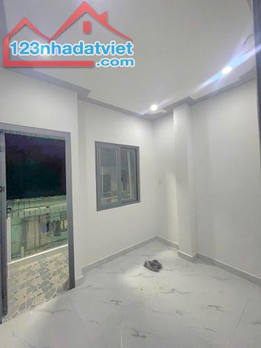 NHÀ MỚI DỌN VÔ Ở NGAY --24M2--2 TẦNG SÁT BẾN XE MIỀN TÂY - 5