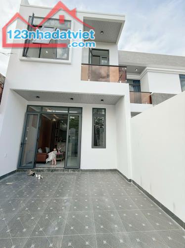 💥Nhà Mê,Mới,5*18m,Ngay Đầu Đường Lương Thế Vinh,gần y ngông,nhiều khác