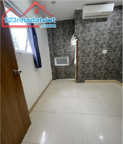 ♪ Nhà gần MT Võ Văn Tần 50m2, sạch đẹp ở ngay, 2.3 tỷ - 2