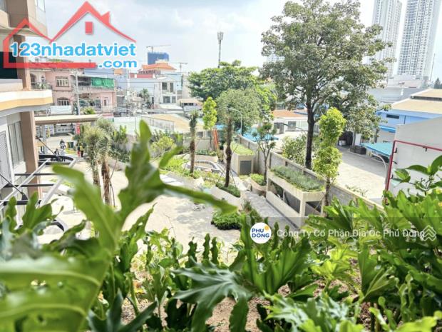 3Tỷ Tất Tần Tật View Hồ Bơi Mua trực tiếp từ CĐT Phú Đông Sky Garden bàn giao Tháng - 3