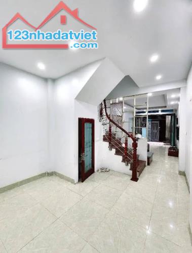 Bán nhà 2 tầng Gia Lâm, Hà Nội, 47m2, giá chỉ nhỉnh 3 tỷ. - 1