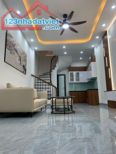 Bán nhà đại mỗ-5 tầng-35m2- 2 thoáng-ngõ ôto-nhà mới-ở luôn-dân trí cao- tiện ích