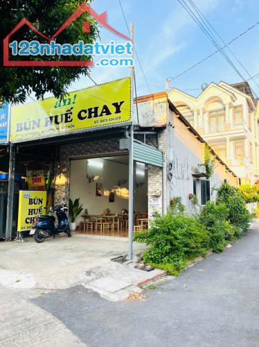 Quận 12 ! HOT HOT ! SANG QUÁN BÚN HUẾ CHAY GÓC 2 Mặt Tiền  , Giá : 43 tr, Tel :