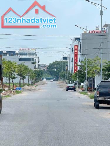 Bán đất DV Hán Lữ Khai Quang, Vĩnh yên, Vĩnh Phúc. Giá chỉ 3,25 tỷ. LH: 098.991.6263 - 1